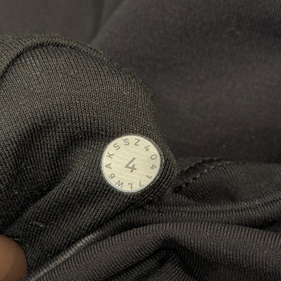 Lululemon Lead The Pack Crop 23" Black Size 4 - Picture 2 of 5